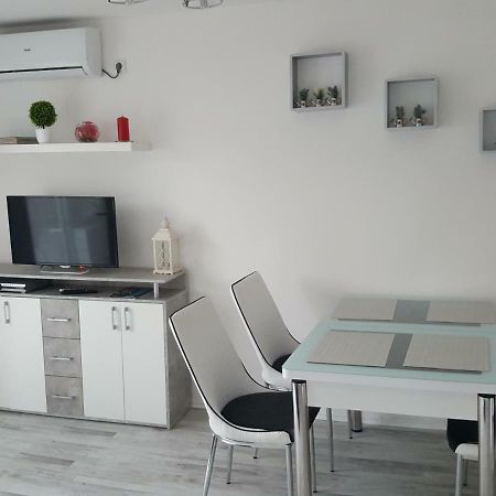 Apartment No1 Korenica Exterior photo