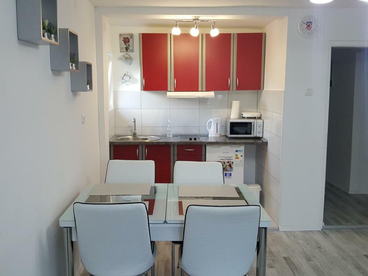 Apartment No1 Korenica Exterior photo