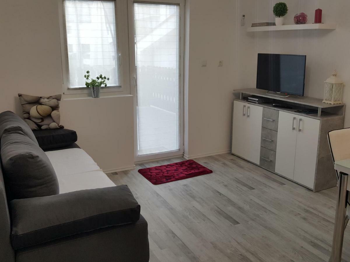 Apartment No1 Korenica Exterior photo