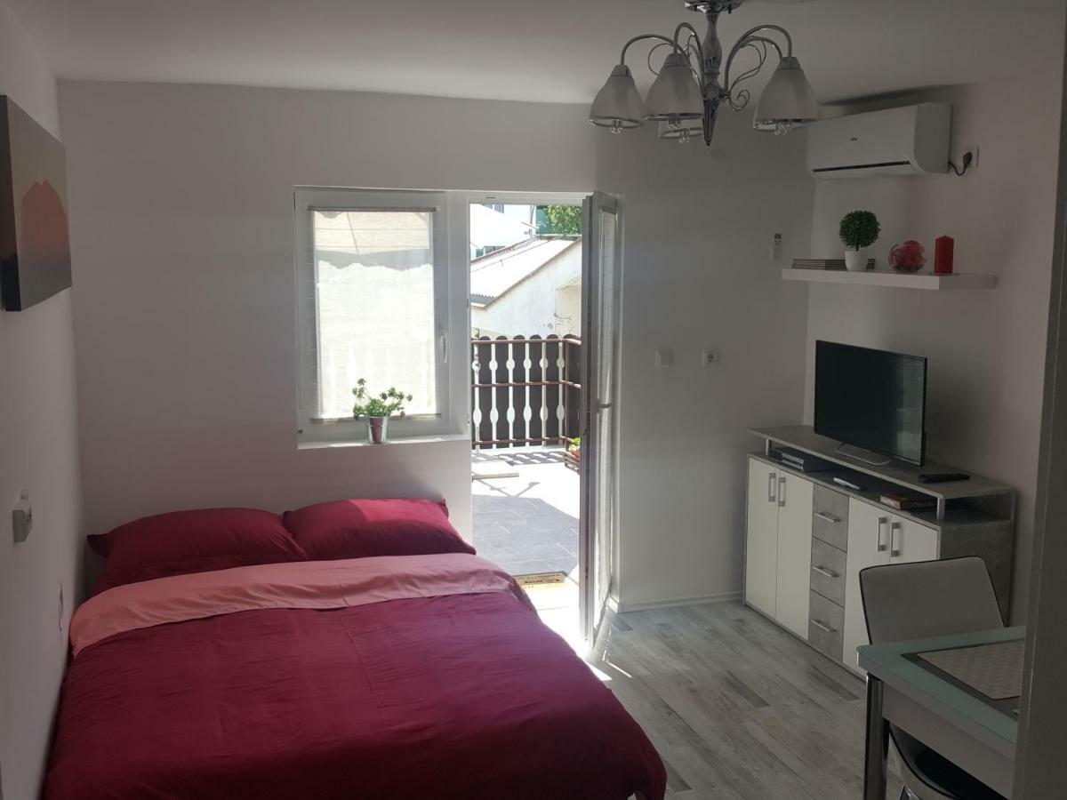 Apartment No1 Korenica Exterior photo